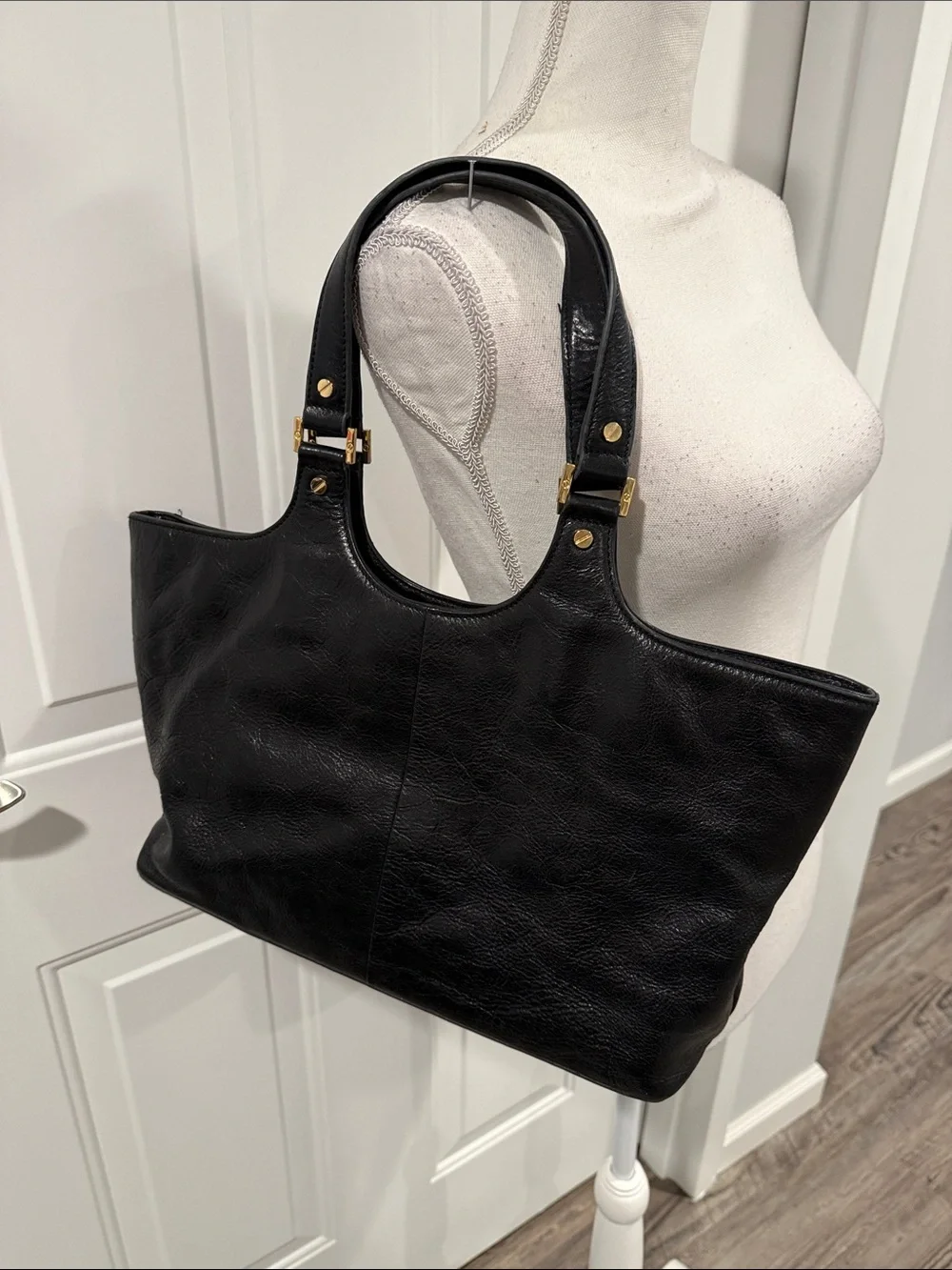 Tory Burch Bombe Black Leather Tote Bag
